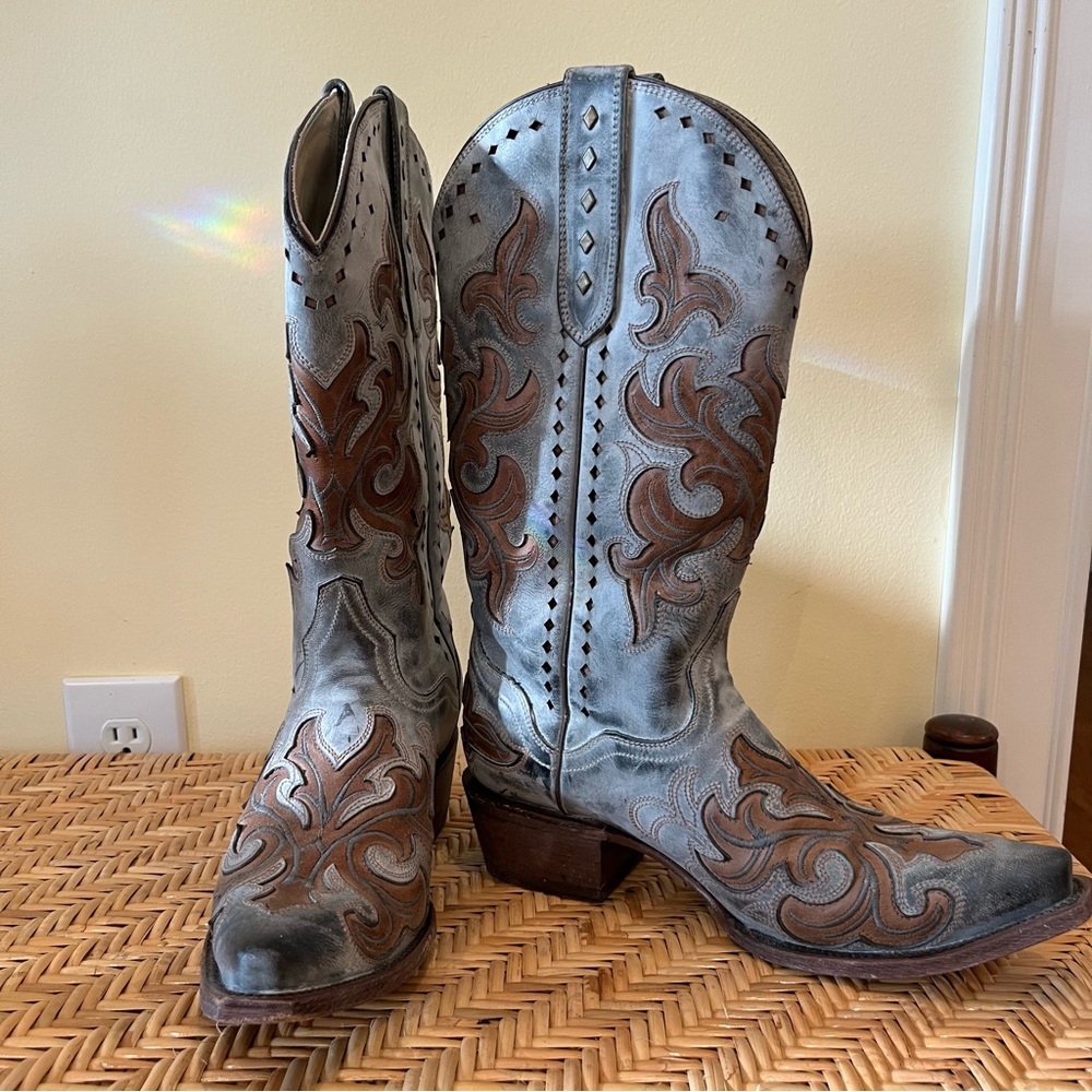 JB Dillon Gray and Brown Western Boots Size 9